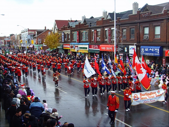 [토론토] 세계최대 토론토 크리스마스 퍼레이드 후기 썸네일