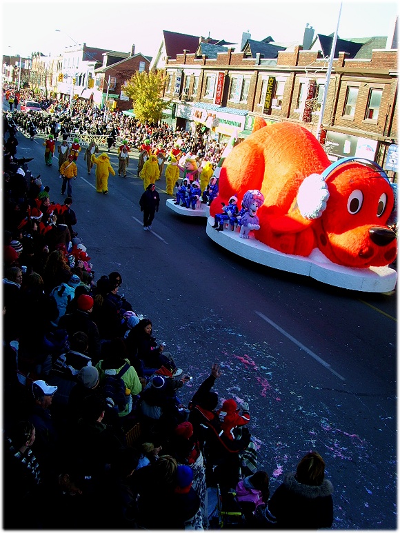 [토론토] 100년 전통의 Santa Claus Parade 후기 썸네일