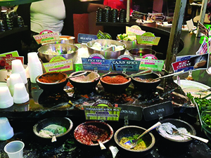 원하는 음식을 선택해 요리해 먹을 수 있는 Fire and ice 후기 썸네일