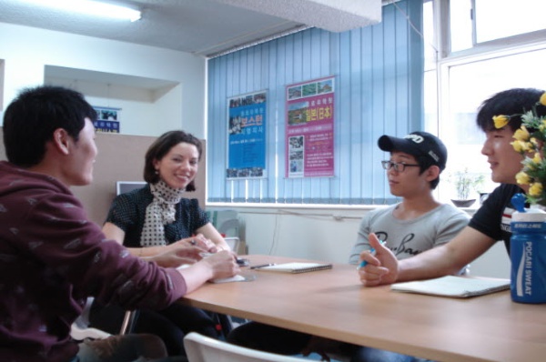 시드니직영지사 무료 그룹 튜터 있어요 ! 후기 썸네일