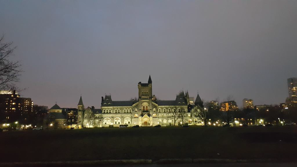 캐나다 최고의 명문대 UT에서 어학연수를! 후기 썸네일