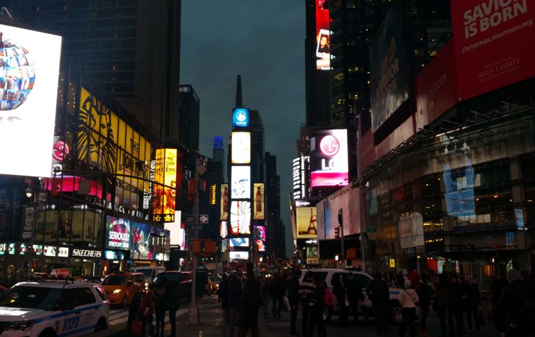 화려함의 끝을 보여주는 타임스퀘어 다녀왔어요 후기 썸네일