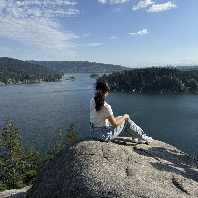 딥코브 하이킹 그리고 허니도넛 / Deep Cove Hiking