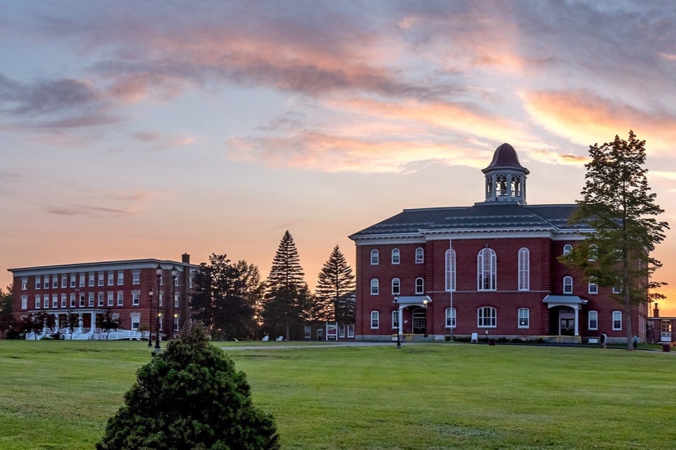 Maine Central Institute 전경(JPG)